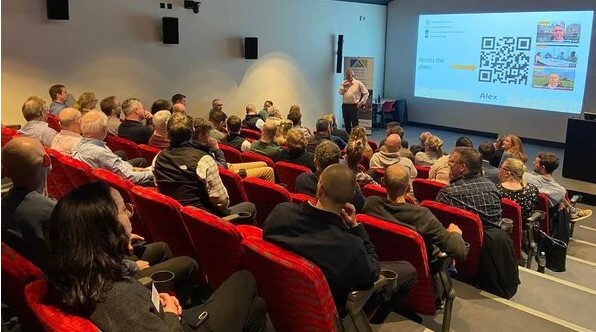 An image of an auditorium 
